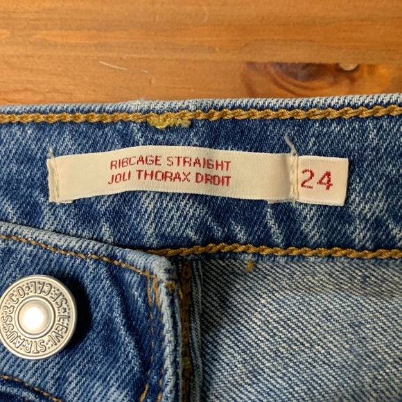 Levi’s Ribcage Straight High Rise Faded Blue Denim Jeans with Button Fly - Picture 5 of 17